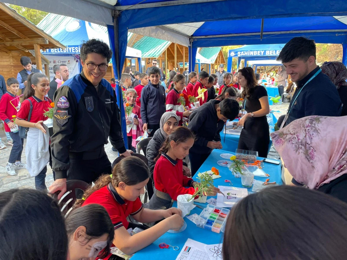 ASTRONOT TUVA CİHANGİR ATASEVER ŞAHİNBEYLİ ÖĞRENCİLERLE BULUŞTU