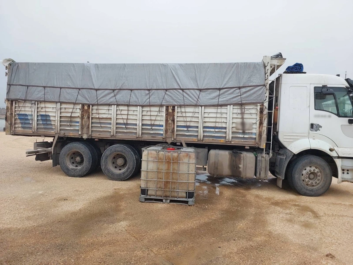 AYARYAKIT KA&Ccedil;AK&Ccedil;ISI ŞAHSA JANDARMADAN BASKIN