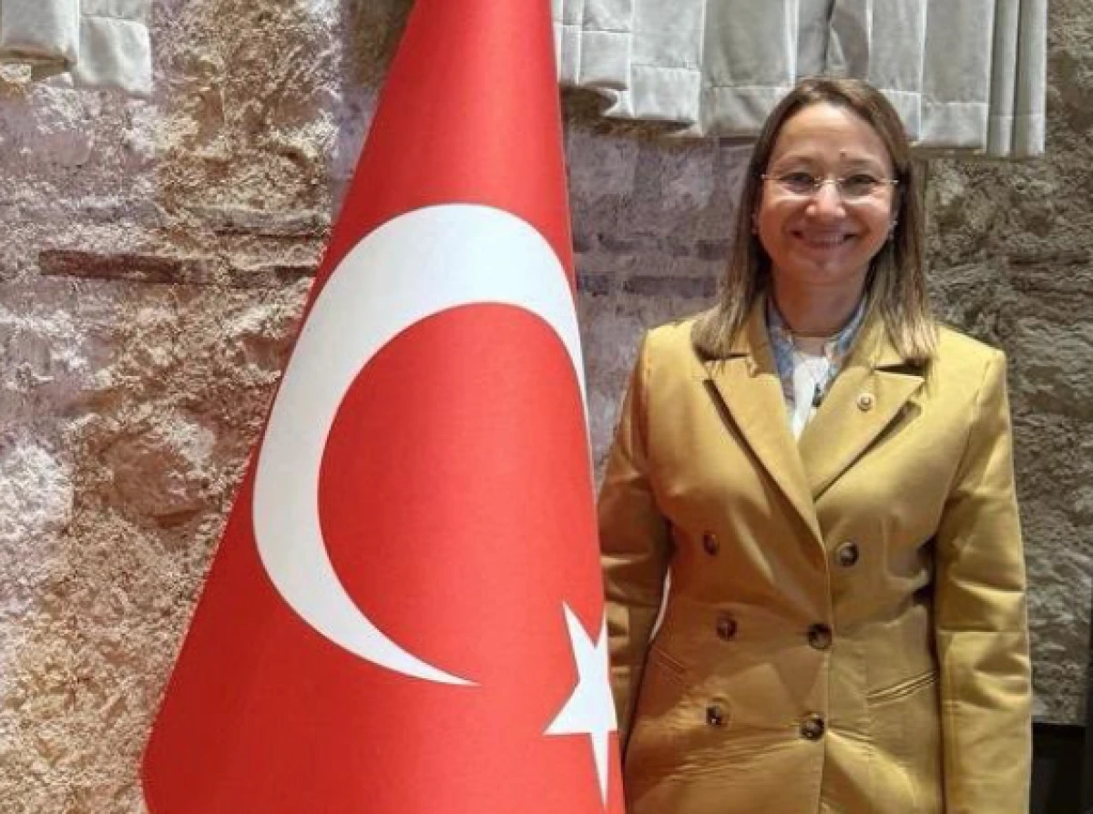 BAKBAK: &ldquo;CUMHURİYETİMİZİN KAZANIMLARINI MİLLETİMİZLE BİRLİKTE B&Uuml;Y&Uuml;TT&Uuml;K&rdquo;