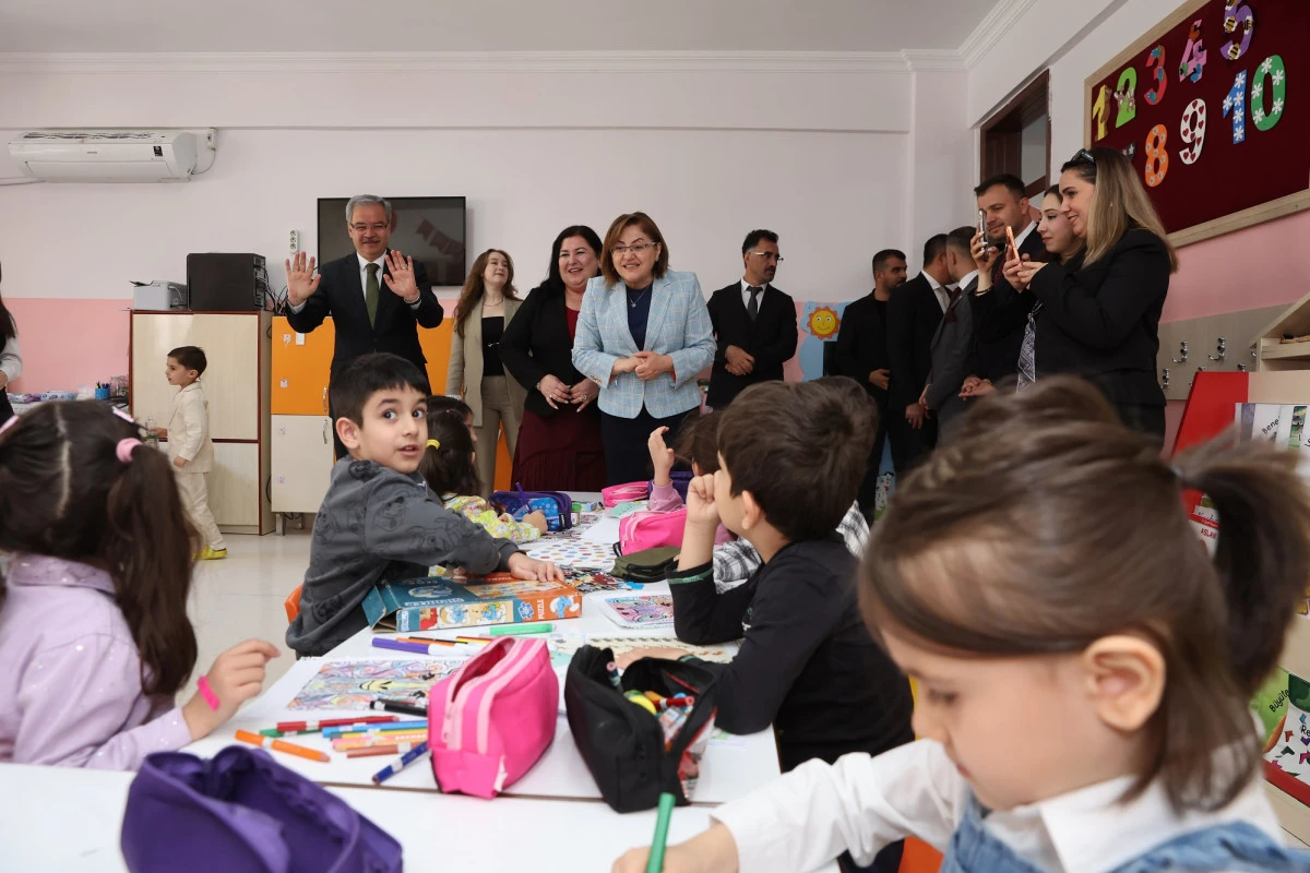 BAŞKAN ŞAHİN, &ldquo;ŞEHRİM OKULUM&rdquo; PROJESİ KAPSAMINDA VELİLERLE BULUŞTU