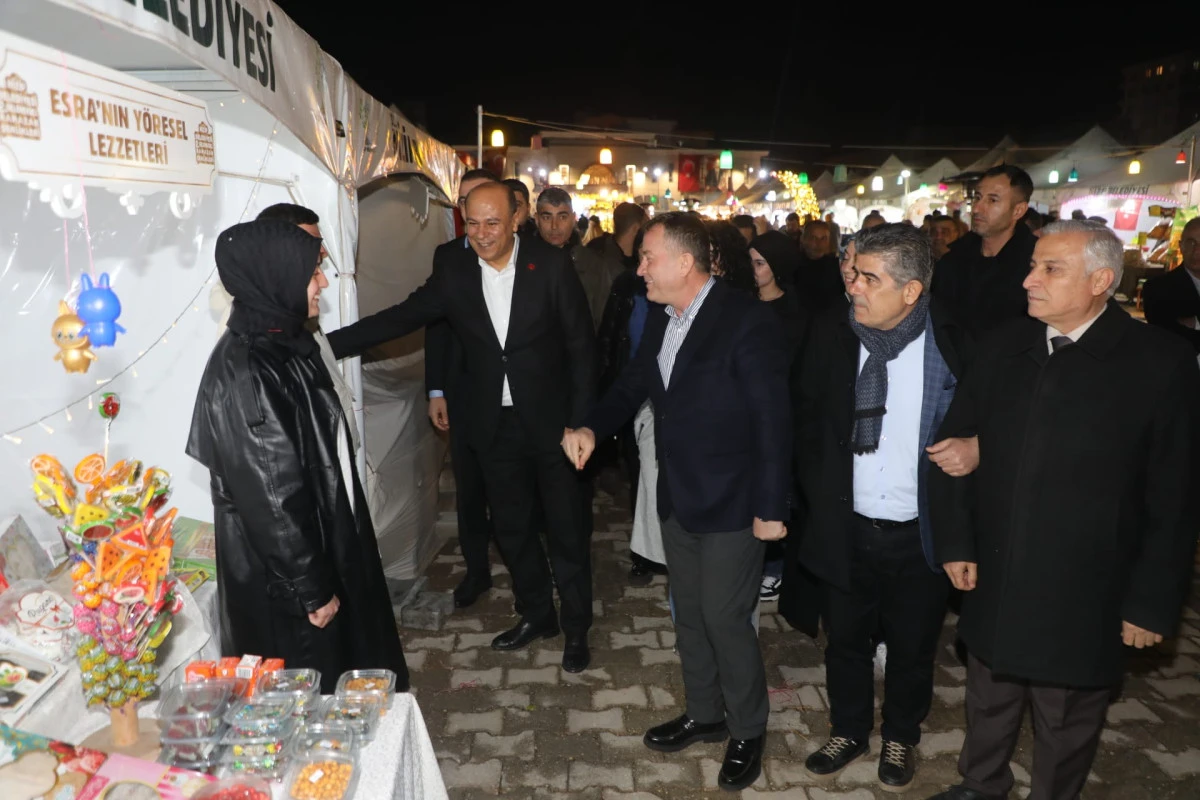 CHP Gaziantep &Ouml;rg&uuml;t&uuml; Nizip&rsquo;te buluştu