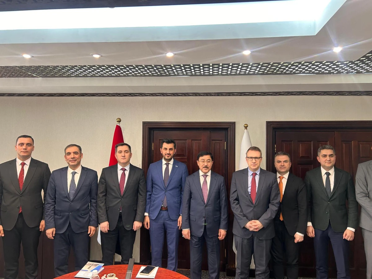 DEİK/T&Uuml;RKİYE-IRAK İŞ KONSEYİ BAŞKANI HALİT ACAR,  IRAK MERKEZ BANKASI BAŞKANI AL-ALAQ İLE G&Ouml;R&Uuml;ŞT&Uuml;