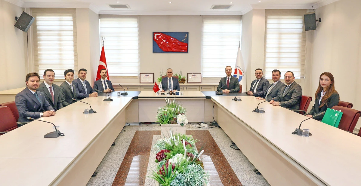 GAGİAD Y&Ouml;NETİMİNDEN GA&Uuml;N REKT&Ouml;R&Uuml; DOĞAN&rsquo;A ZİYARET