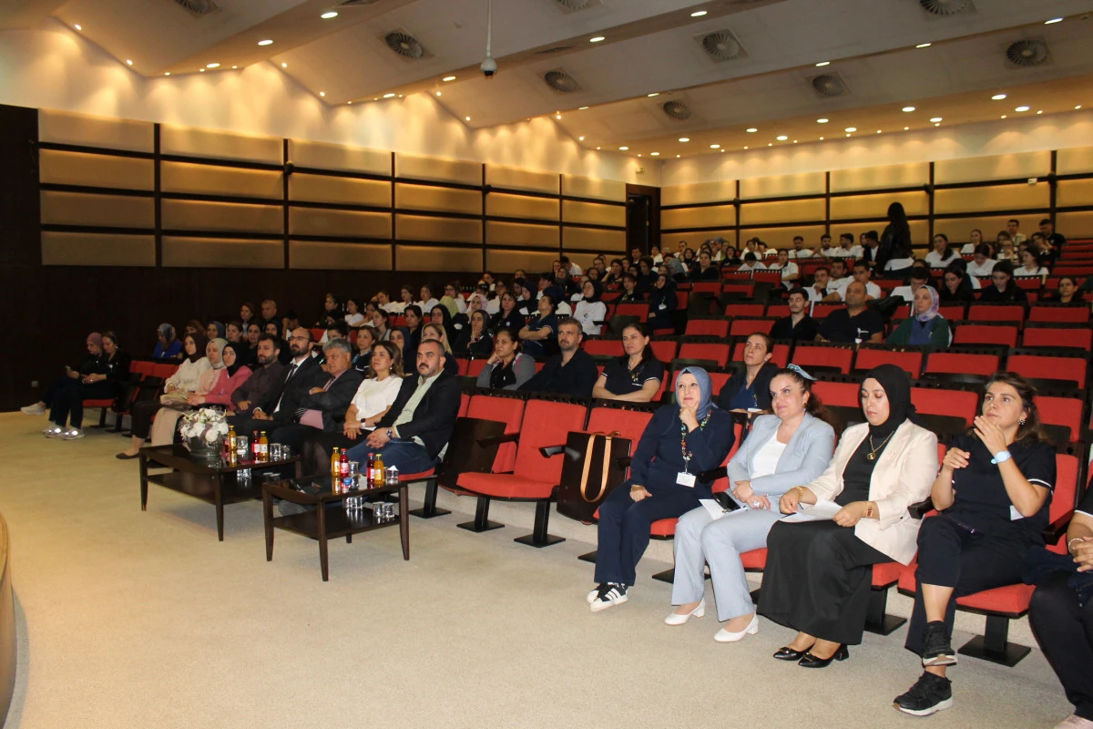 GA&Uuml;N Hastanesi&rsquo;nde Emzirme Haftası Sempozyumu D&uuml;zenlendi