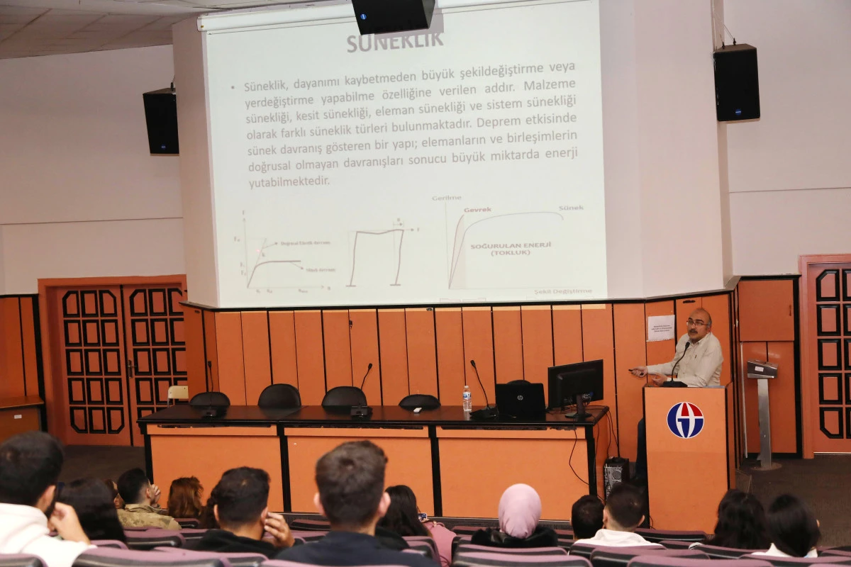 GAÜN İNŞAAT MÜHENDİSLİĞİ BÖLÜMÜ'NDE DEPREM VE YAPI GÜVENLİĞİ SEMİNERİ DÜZENLENDİ