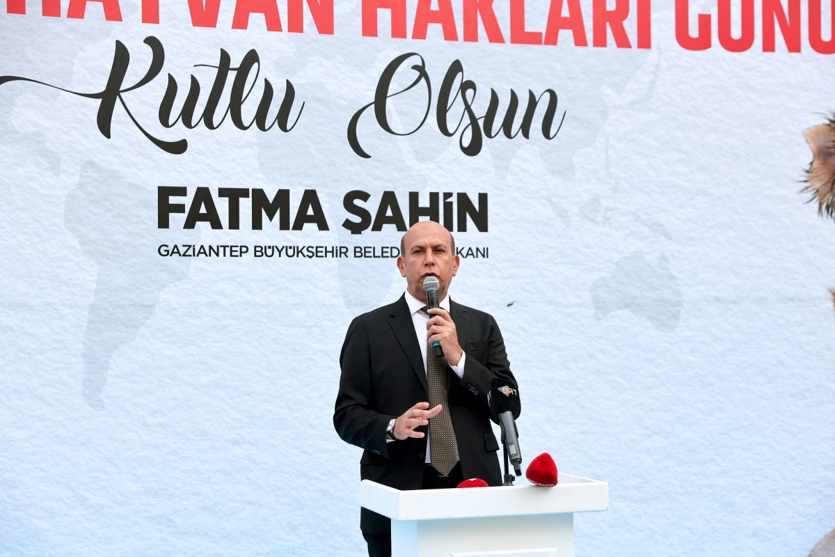 GAZİANTEP B&Uuml;Y&Uuml;KŞEHİR, 4 EKİM D&Uuml;NYA HAYVANLARI KORUMA G&Uuml;N&Uuml; PROGRAMI D&Uuml;ZENLEDİ