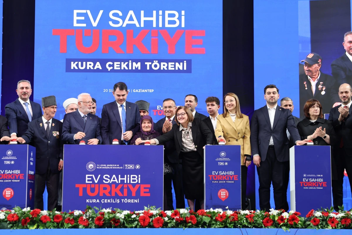 GAZİANTEP B&Uuml;Y&Uuml;KŞEHİR EV SAHİPLİĞİNDE Y&Uuml;ZYILIN SOSYAL KONUT PROJESİ İ&Ccedil;İN KURALAR &Ccedil;EKİLDİ