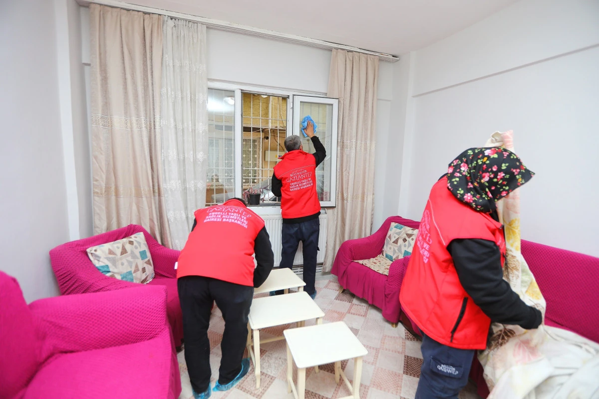 GAZİANTEP B&Uuml;Y&Uuml;KŞEHİR&rsquo;DEN RAMAZAN &Ouml;NCESİ YAŞLI VE ENGELLİLERE KAPSAMLI DESTEK