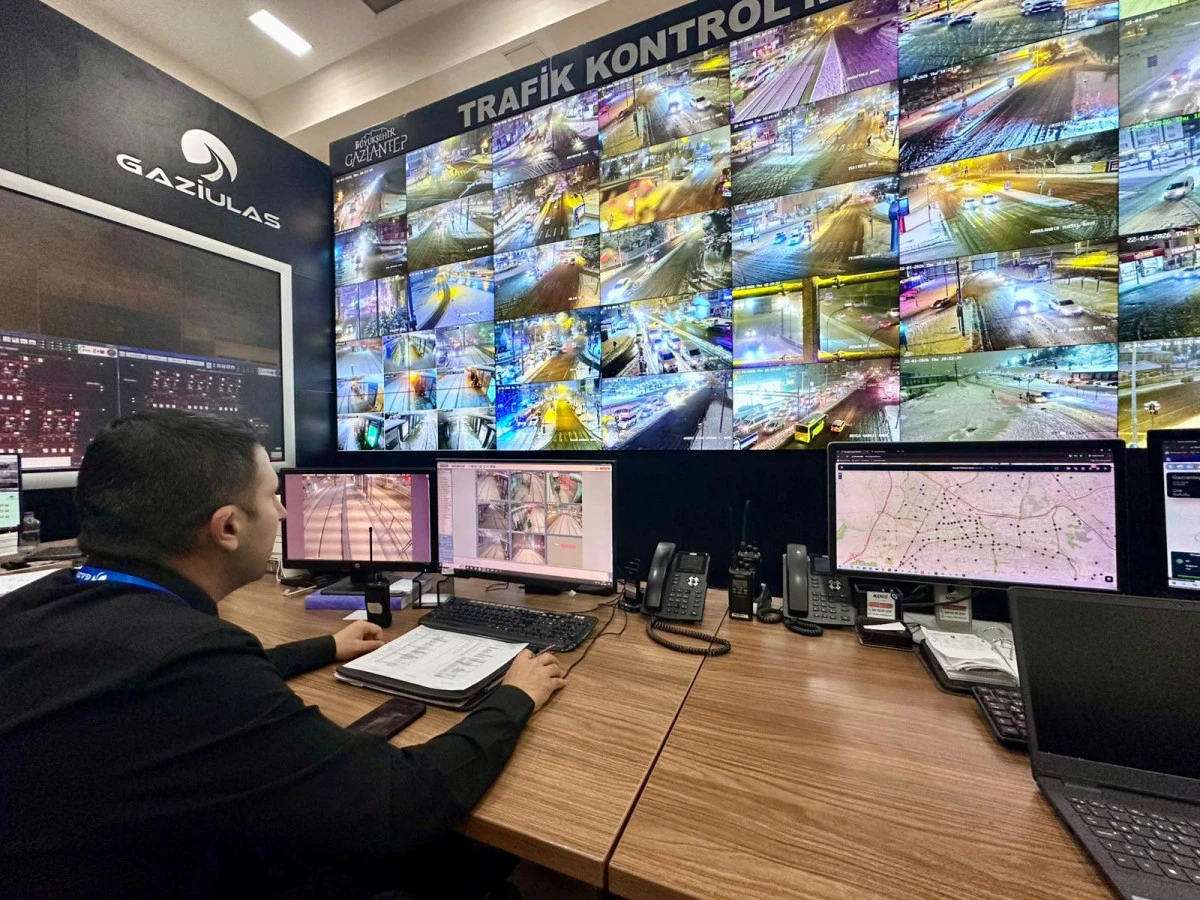 GAZİANTEP, DİREN&Ccedil;Lİ ŞEHİR VİZYONUYLA GELECEĞE HAZIRLANIYOR