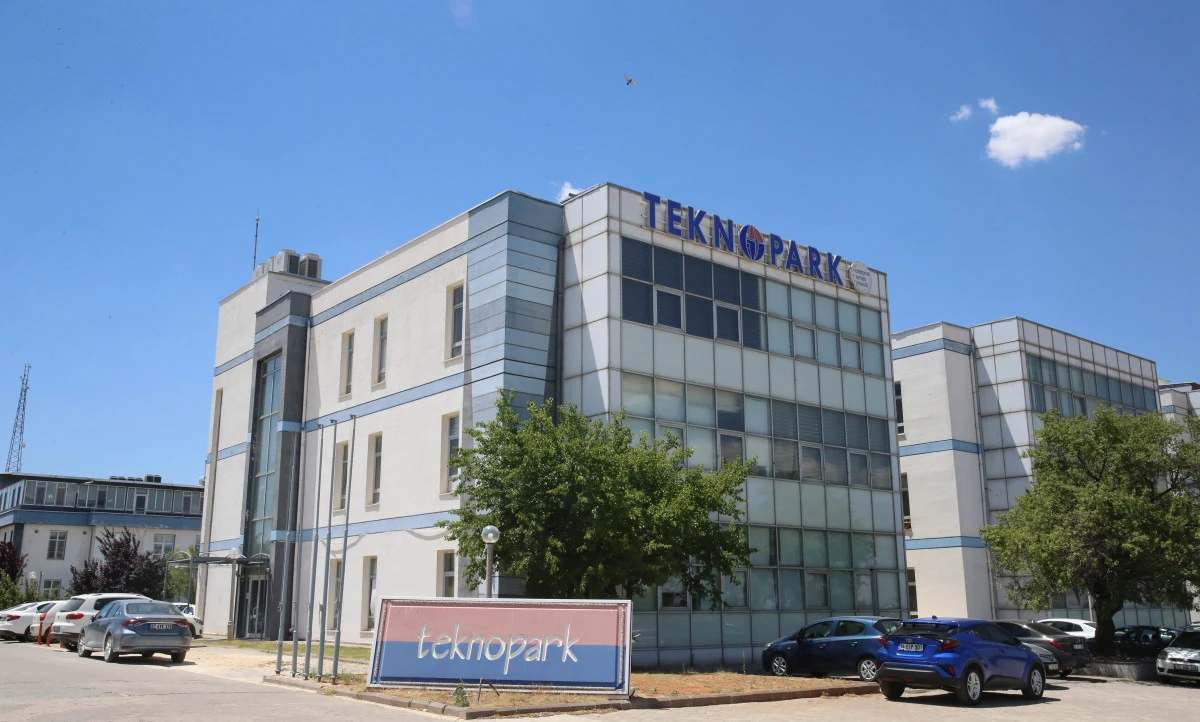 GAZİANTEP TEKNOPARK&rsquo;TAN K&Uuml;RESEL BAŞARI: BAKTEK &ldquo;UNİCORN ADAYI&rdquo; LİSTESİNDE