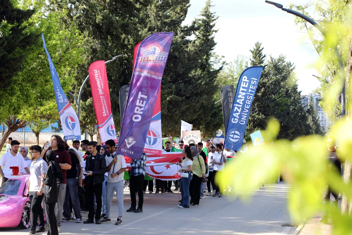 GAZİANTEP &Uuml;NİVERSİTESİ BAHAR ŞENLİKLERİ BAŞLADI