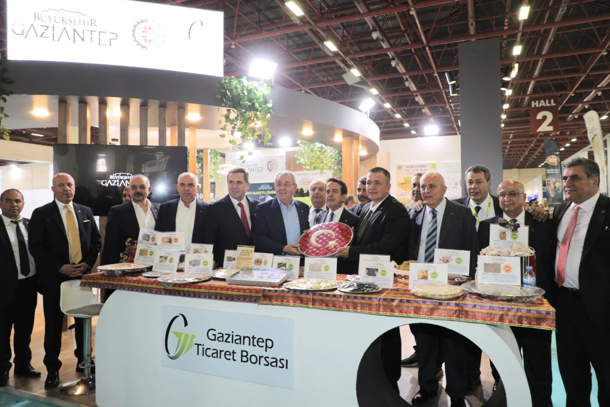 GAZİANTEP&rsquo;İN 109 COĞRAFİ İŞARETLİ &Uuml;R&Uuml;N&Uuml; Y&Ouml;REX&rsquo;TE G&Ouml;VDE G&Ouml;STERİSİ YAPTI