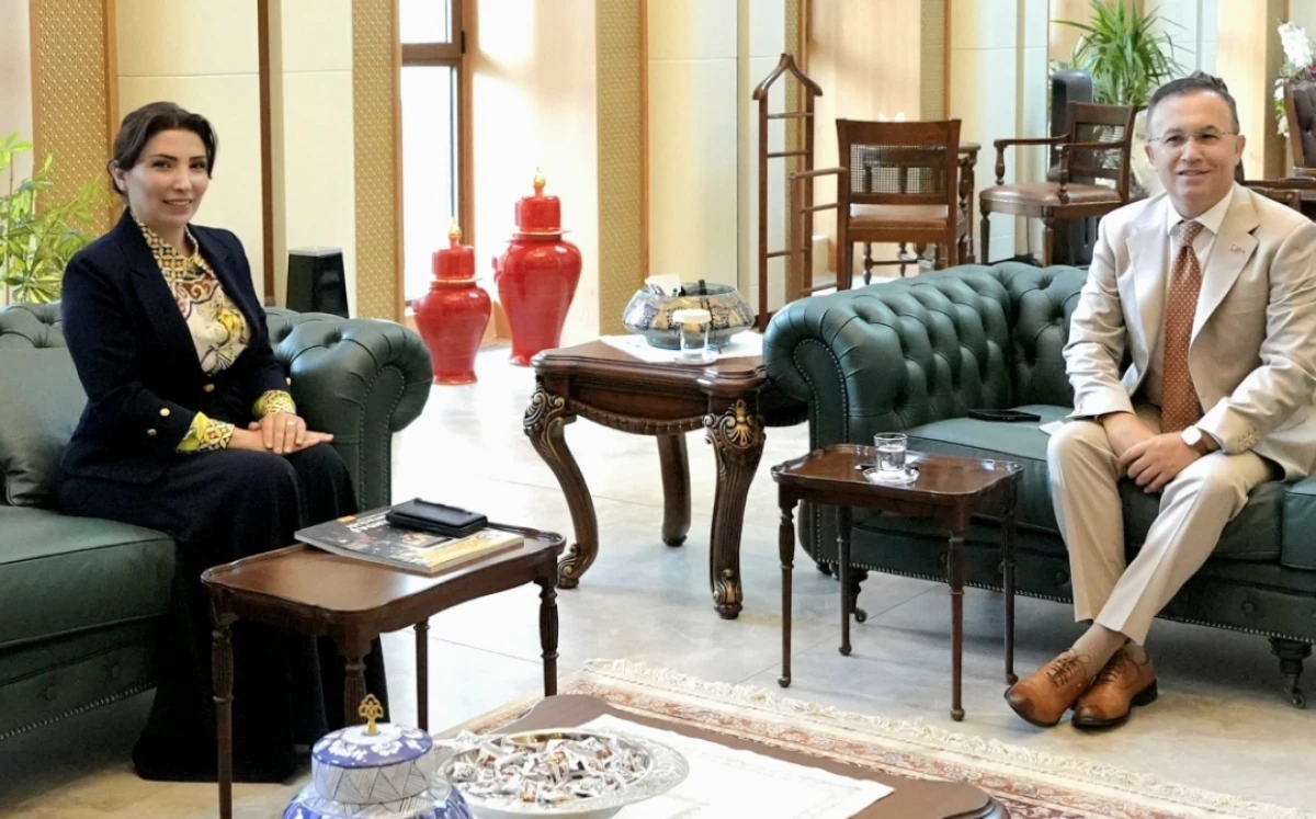 GGC BAŞKANI MERAL AY'DAN VALİ &Ccedil;EBER'E ZİYARET