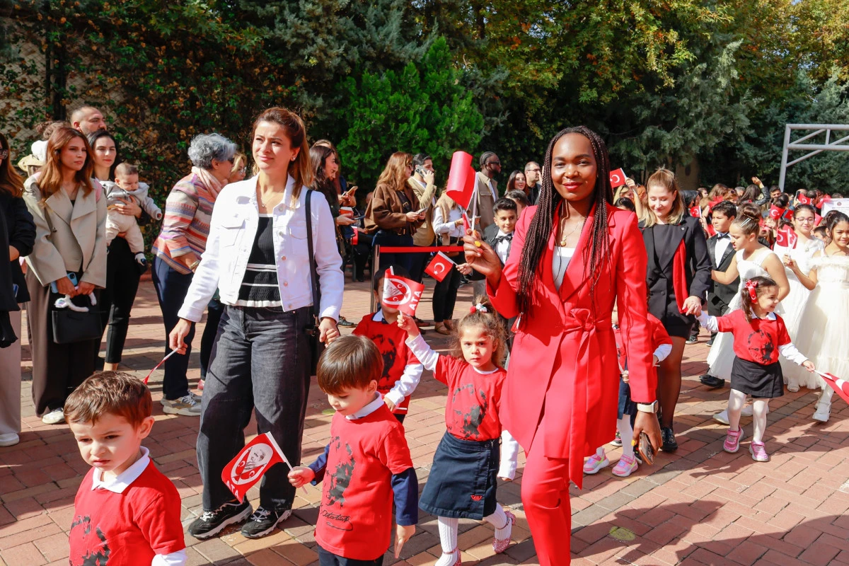 GKV’liler Cumhuriyet İçin Yürüdü