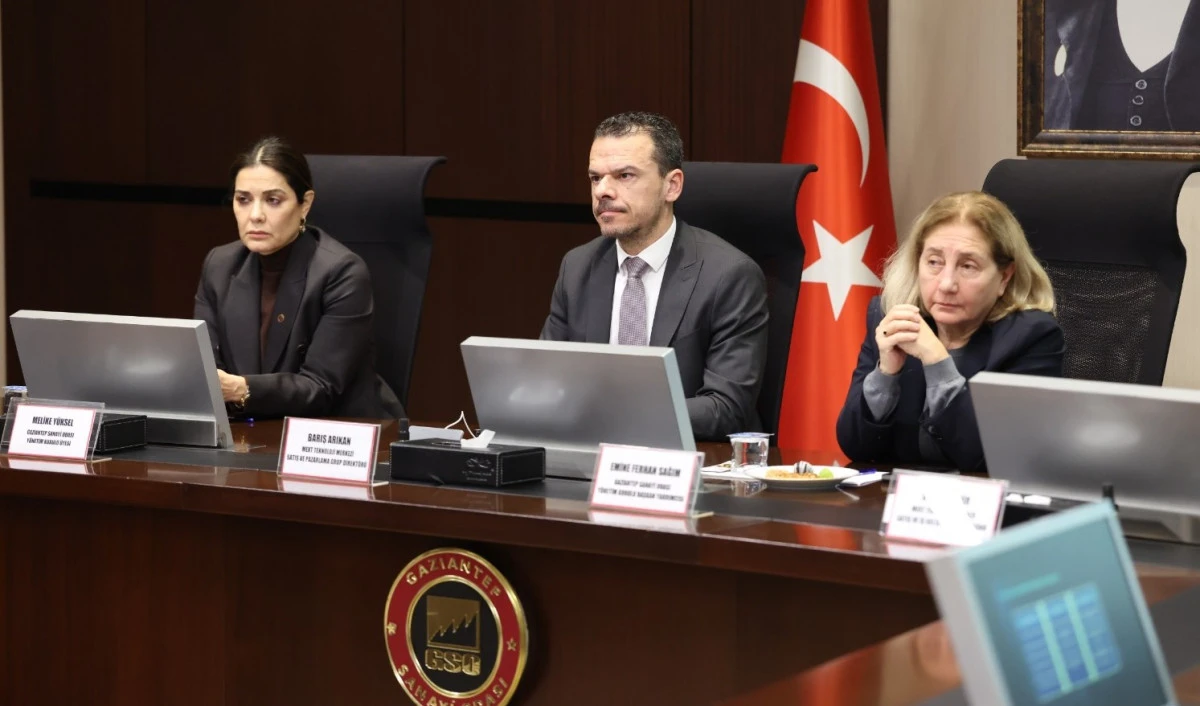 GSO’DA DİJİTAL DÖNÜŞÜM TEŞVİĞİ TANITIM PROGRAMI ANLATILDI