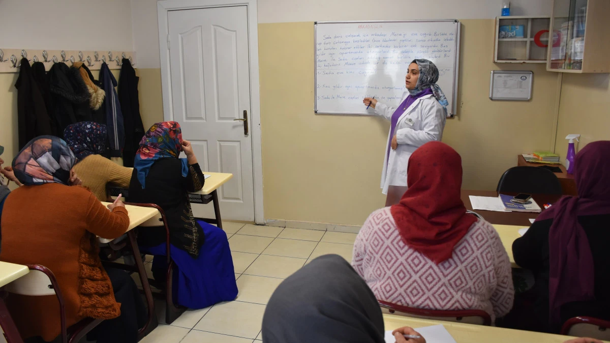 HAYALLERİNİ ŞAHİNBEY BELEDİYESİ TESİSLERİNDE GER&Ccedil;EKLEŞTİRDİLER