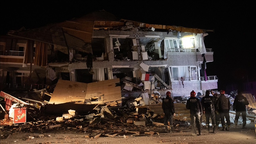 İçişleri Bakanı Soylu: Hatay merkezli depremde 3 kişi hayatını kaybetti, 213 kişi yaralandı