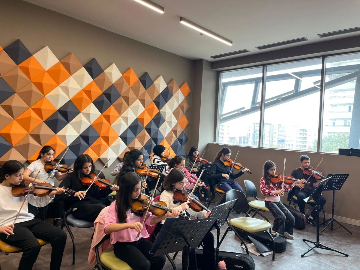 ŞEHİTKAMİL SANAT AKADEMİSİ&rsquo;NDE EĞİTİMLER BAŞLADI  