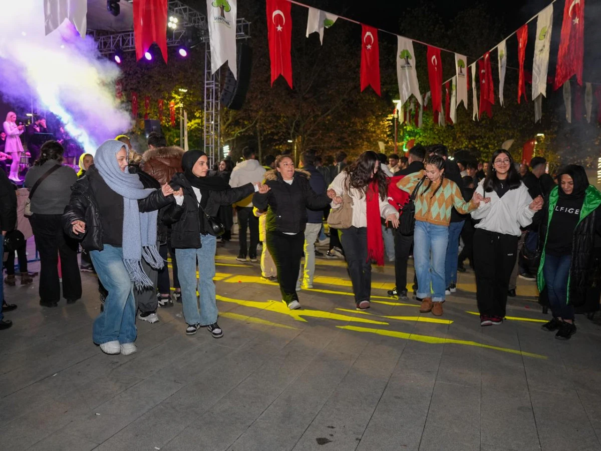 ŞEHİTKAMİL&rsquo;DE 25 ARALIK COŞKUSU BAŞLADI