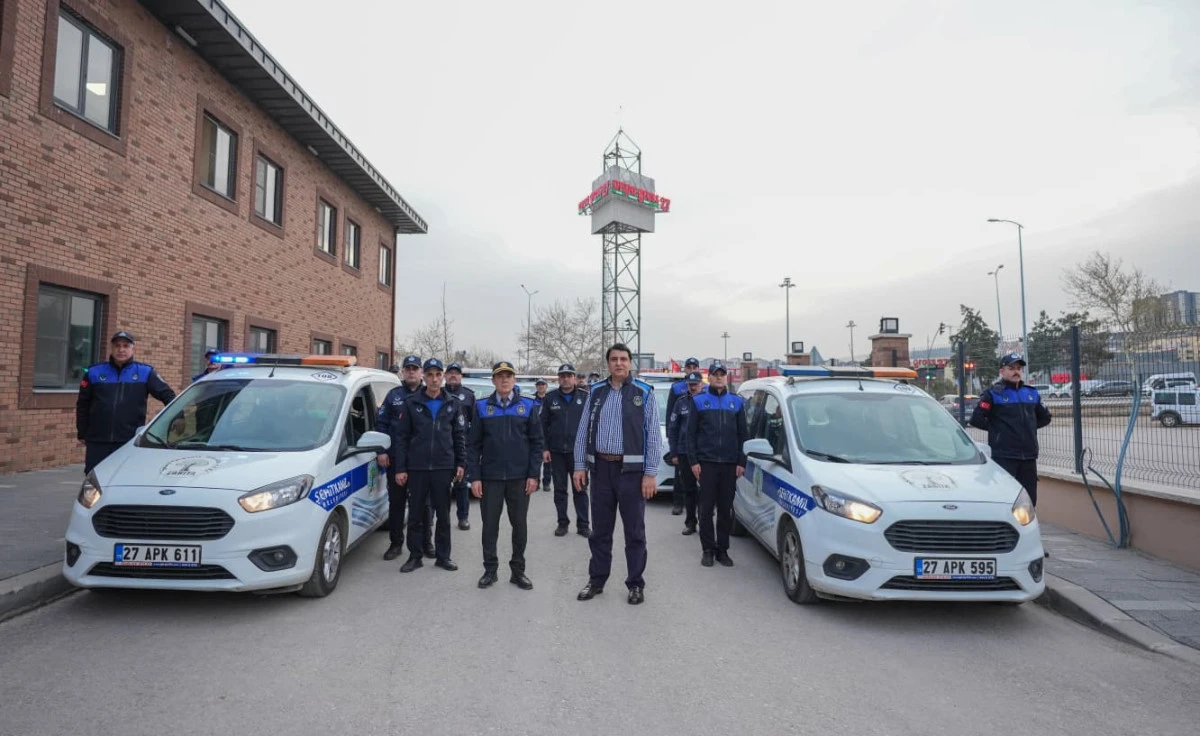 ŞEHİTKAMİL&rsquo;DE OKUL &Ccedil;EVRELERİNDE G&Uuml;VENLİK SEFERBERLİĞİ