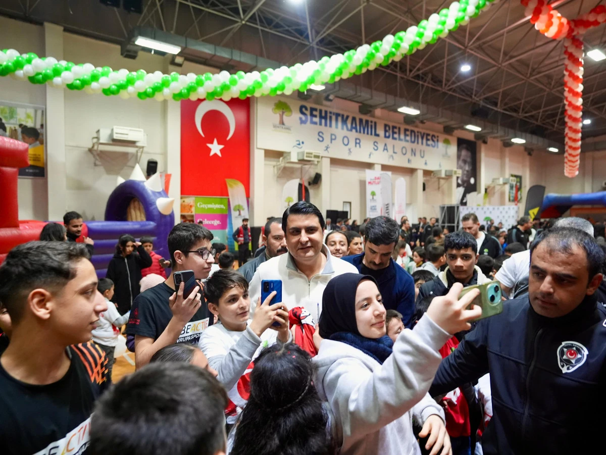 ŞEHİTKAMİL&rsquo;DE SPOR DOLU BULUŞMA