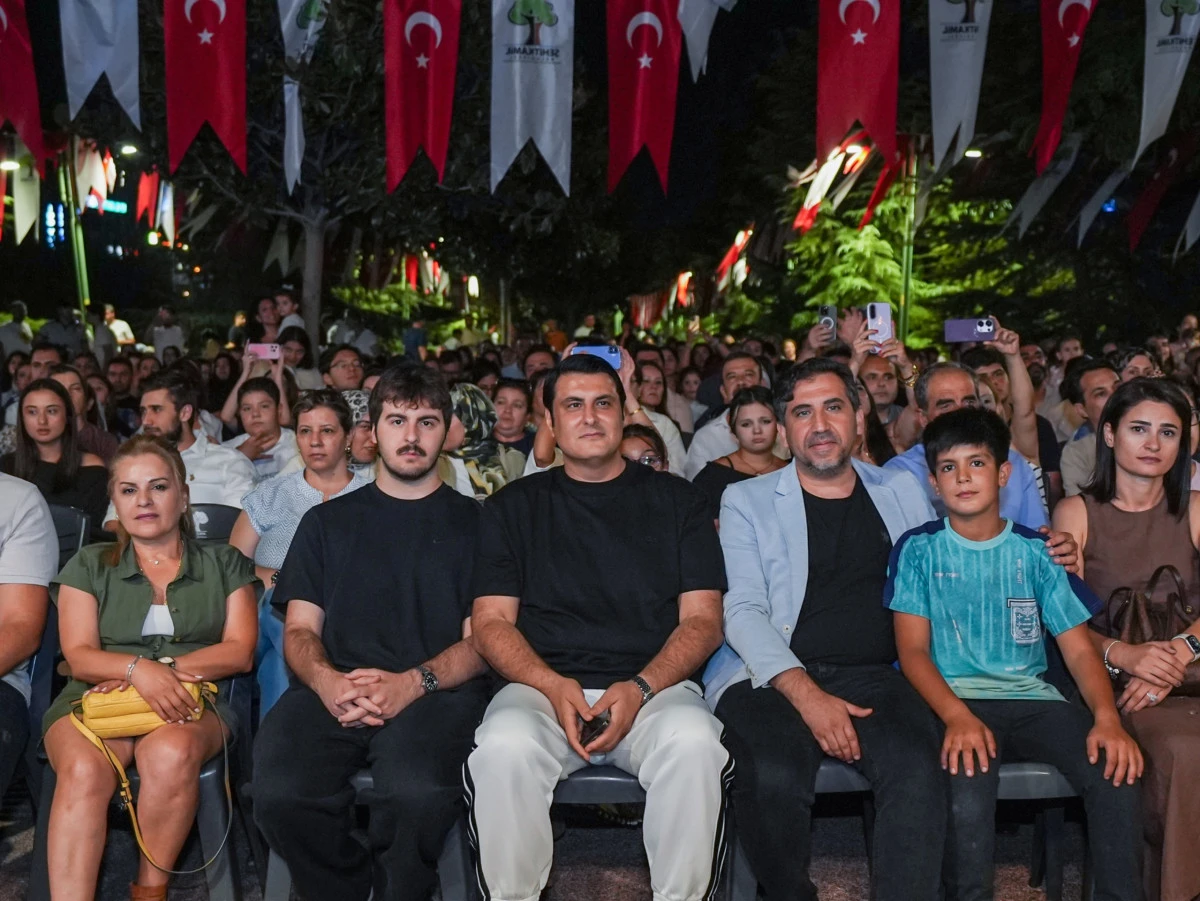 ŞEHİTKAMİL&rsquo;DEN VADİ PARK&rsquo;TA M&Uuml;ZİK DOLU GECE