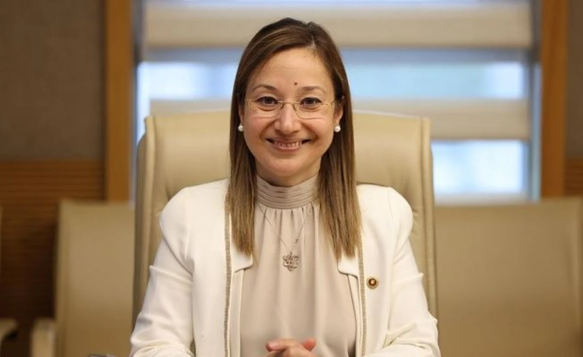 ŞOK! ŞOK! ŞOK! Milletvekili Derya Bakbak'ın babasından işçisine taciz iddiası...