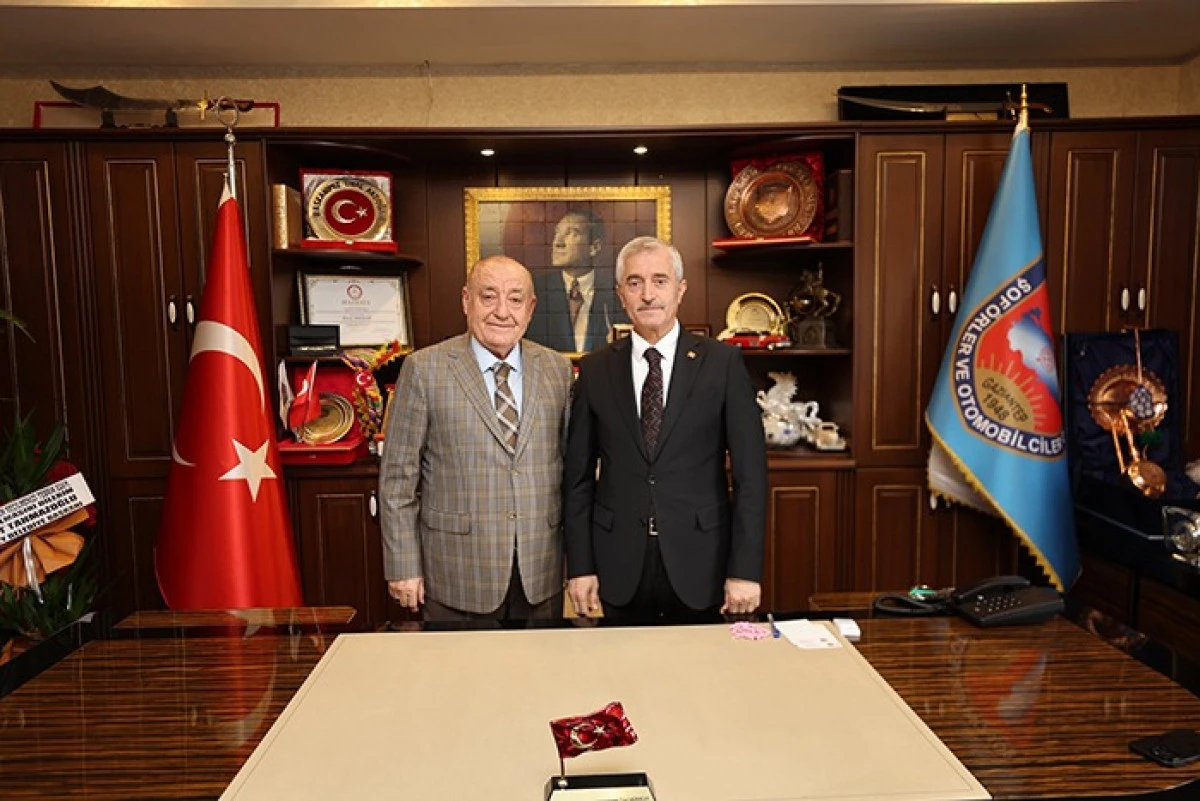 Tahmazoğlu&rsquo;ndan &Uuml;nal Akdoğan&rsquo;a hayırlı olsun ziyareti