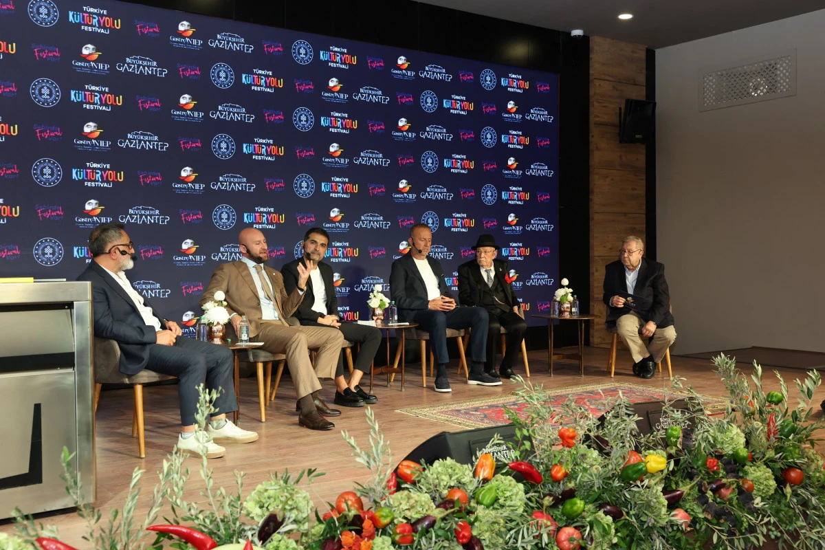T&Uuml;RK MUTFAĞININ GELECEĞİ GASTROANTEP&rsquo;TE KONUŞULDU