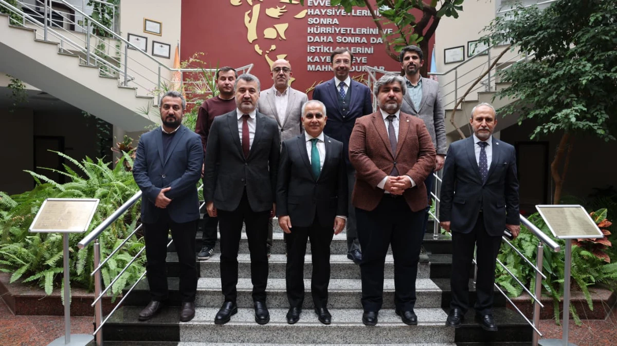 TÜRKİYE MAARİF VAKFI HEYETİNDEN REKTÖR DOĞAN’A ZİYARET