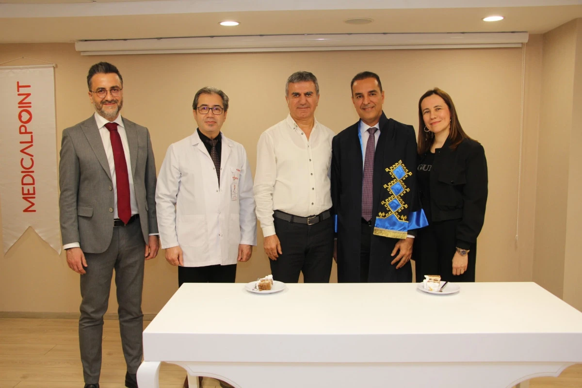 &Uuml;roloji Uzmanı Do&ccedil;. Dr. Mehmet Solakhan, Profes&ouml;rl&uuml;k Unvanını Aldı